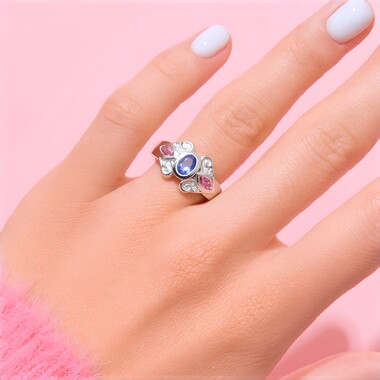 Zilveren ring met een Onverhitte blauwe Ceylon saffier