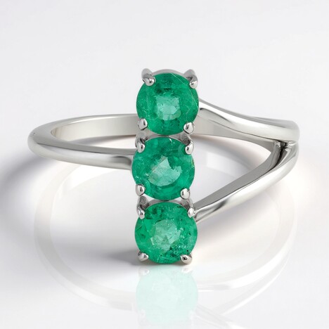 Anello in argento con Smeraldo Russo