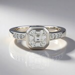 Anello in argento con Zircone