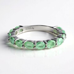 Anello in argento con Cianite Menta
