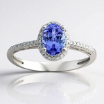 Anello in oro con Tanzanite AAA