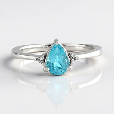 Anello in argento con Apatite Blu