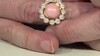 Zilveren ring met een roze opaal (de Melo Essence)