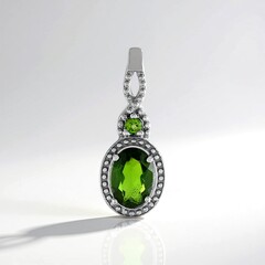 Ciondolo in argento con Diopside Russo