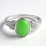 Anello in argento con Crisoprasio Imperiale