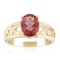 Gouden ring met een Rode apatiet