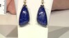 Gouden oorbellen met lapis lazulistenen