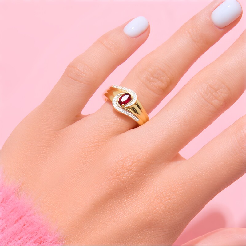 Anello in oro con Rubino Songea