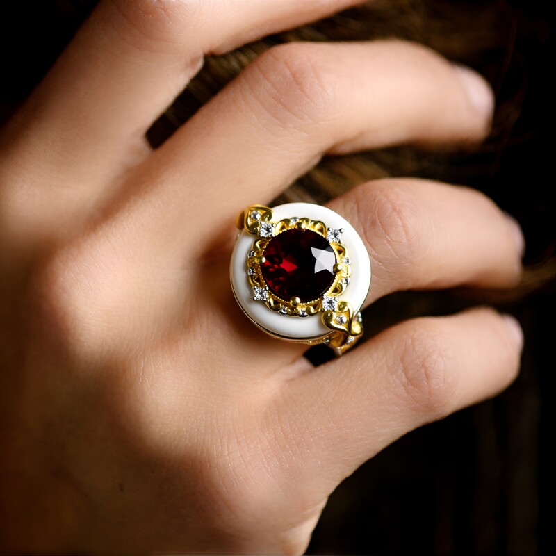 Anillo en plata con Ónix blanco (Gems en Vogue)