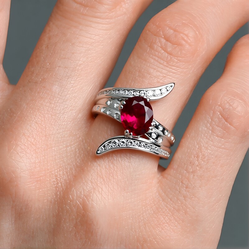 Anillo en plata con Rubí de Madagascar (de Melo Essence)