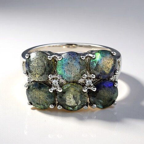 Anello in argento con Spectrolite