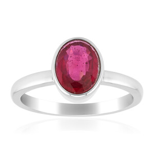 Anello in argento con Rubino del Madagascar