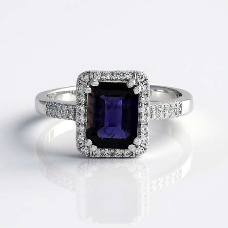 Anello in argento con Iolite