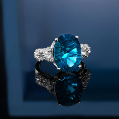 Anillo en plata con Fluorita azul petróleo