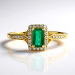 Anello in oro con Smeraldo Zambia AAA (CIRARI)