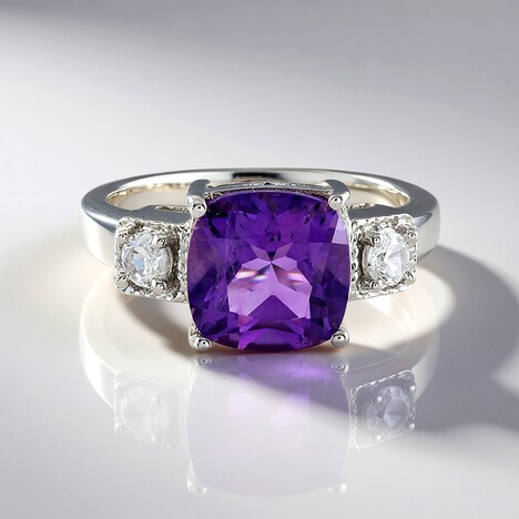 Anello in argento con Ametista del Marocco