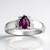 Anello in argento con Granato Magenta