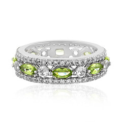 Anello in argento con Peridoto