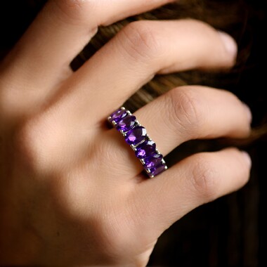 Anello in argento con Ametista Zambiana
