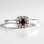 Anello in argento con Rubino Tanzania