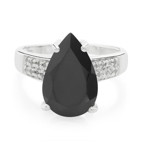 Zilveren ring met een zwarte spinel