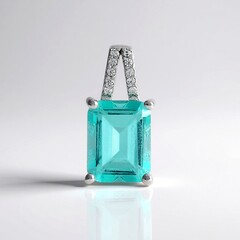 Ciondolo in argento con Quarzo color paraiba