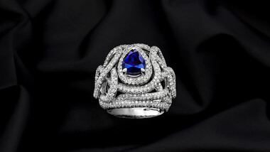 Blauer Saphir-Goldring (Estée Collection)