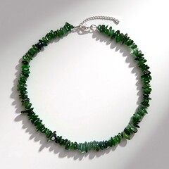 Collana in argento con Nefrite