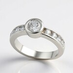 Anello in argento con Zircone