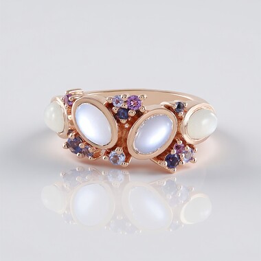 Zilveren ring met witte maanstenen (KM by Juwelo)