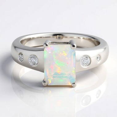 Bague en argent et Opale Welo