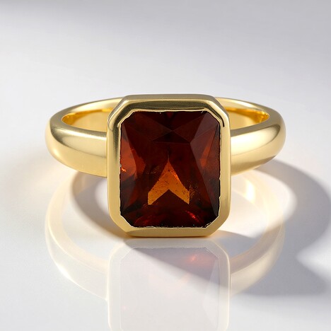 Anello in oro con Granato Essonite