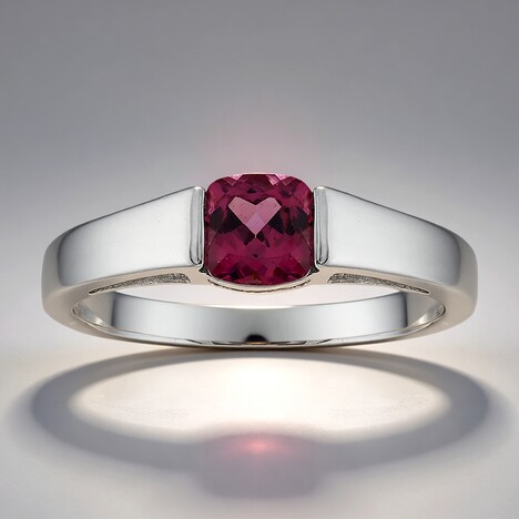 Anello in argento con Granato Malawi