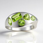 Bague en argent et Péridot du Jilin (de Melo Essence)
