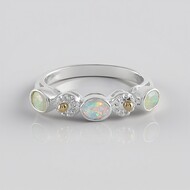 Welo-Opal-Silberring mit Gold (Granulieren)