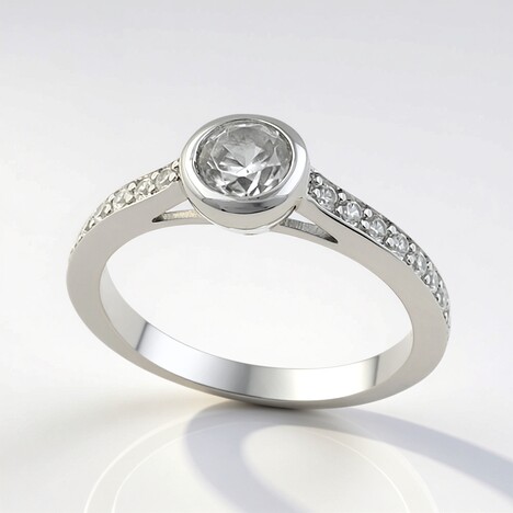 Anello in argento con Zircone