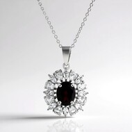 Collana in argento con Granato