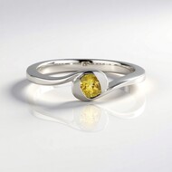 Anello in argento con Scapolite