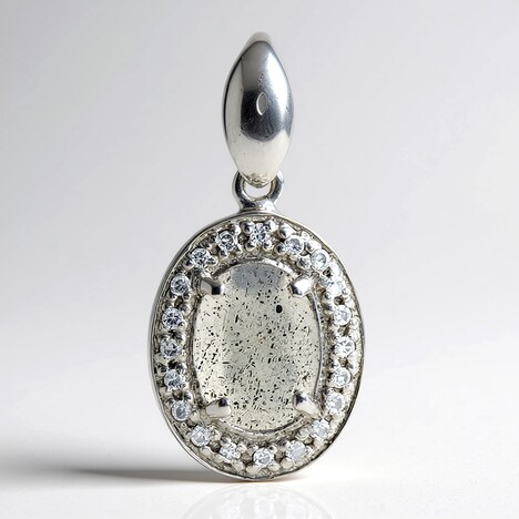 Ciondolo in argento con Labradorite
