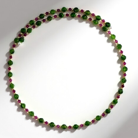 Collana rigida in acciaio con Rubino (Riya)
