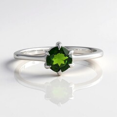 Anello in argento con Diopside Russo