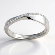 Anillo en plata con Zircón