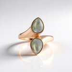 Anello in argento con Labradorite Ramata Maniry (KM by Juwelo)