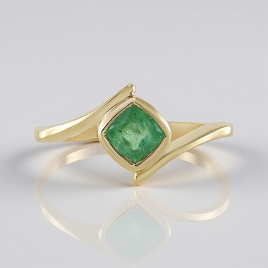 Russian Emerald Silver Ring