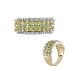 Zilveren ring met peridoots