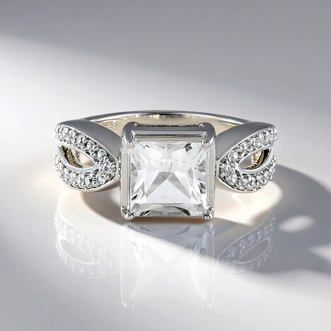 Anello in argento con Quarzo Bianco