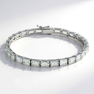 Brazalete en plata con Topacio blanco