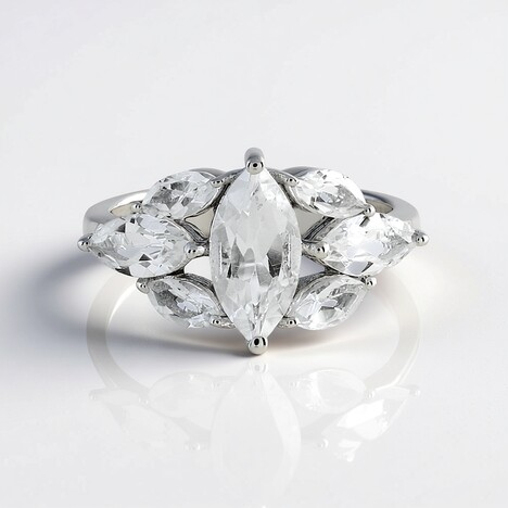 Anello in argento con Topazio Bianco