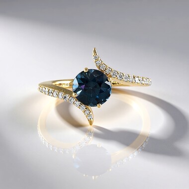 Cobaltblauer Luc Yen-Spinell-Goldring (AMAYANI)