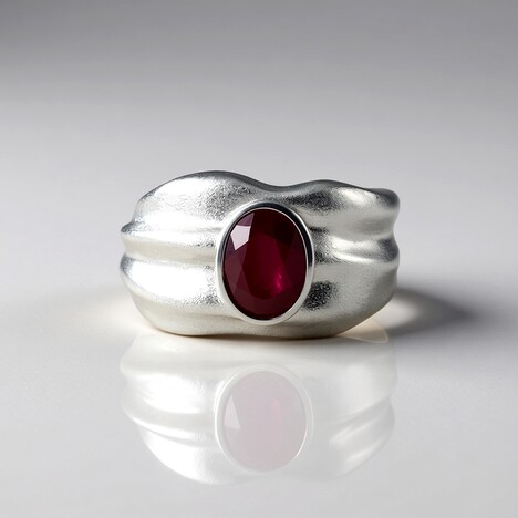 Anello in argento con Rubino del Madagascar (de Melo Essence)
